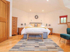 3 bedrooms, individually decorated, individually furnished, free WiFi - Splatt Barn (Wadebridge)