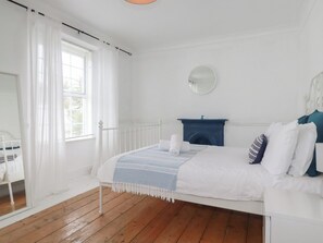 2 bedrooms, individually decorated, individually furnished, free WiFi