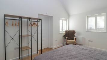 1 bedroom, individually decorated, individually furnished, free WiFi