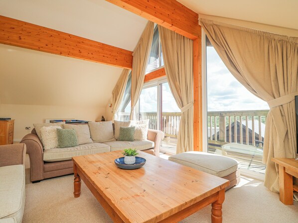 Living area - The Willows (St. Columb Major)