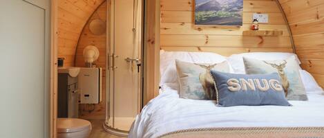 1 bedroom, individually decorated, individually furnished, free WiFi