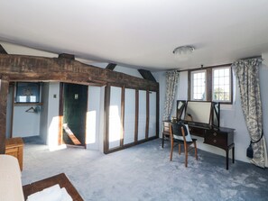 Interior - Old Manor House (Chesterfield)