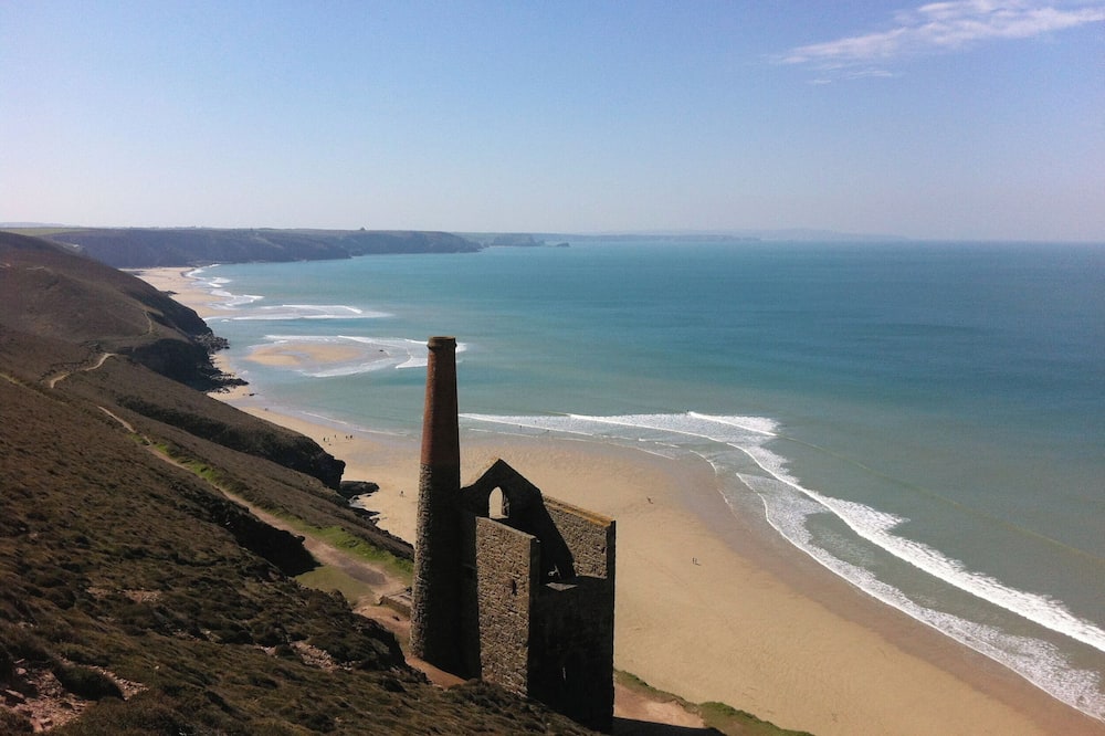 Skylarks! - Penhallow