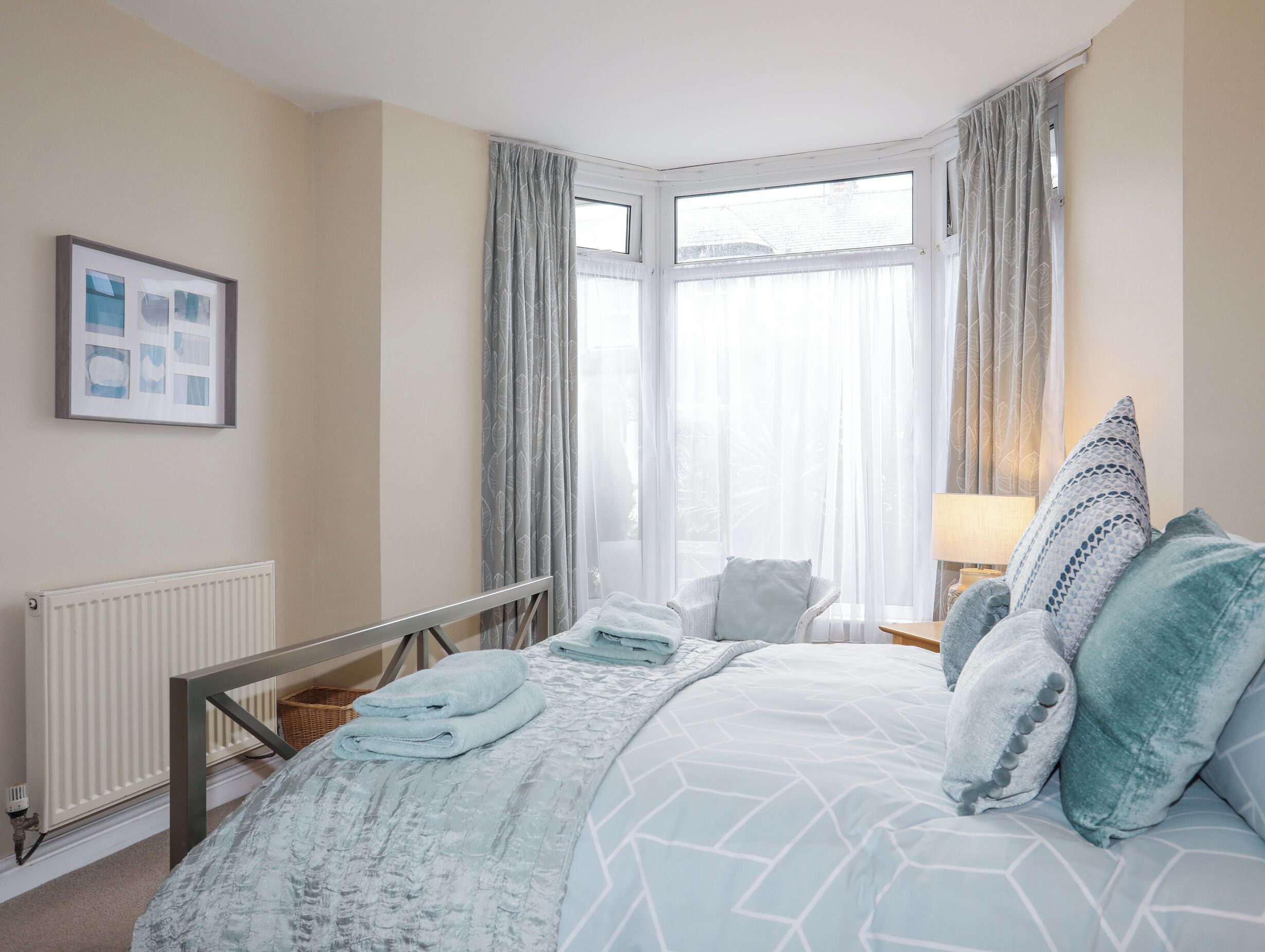 4 bedrooms, individually decorated, individually furnished, free WiFi