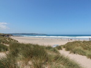 Beach nearby - Bramble Cottage (Hayle)