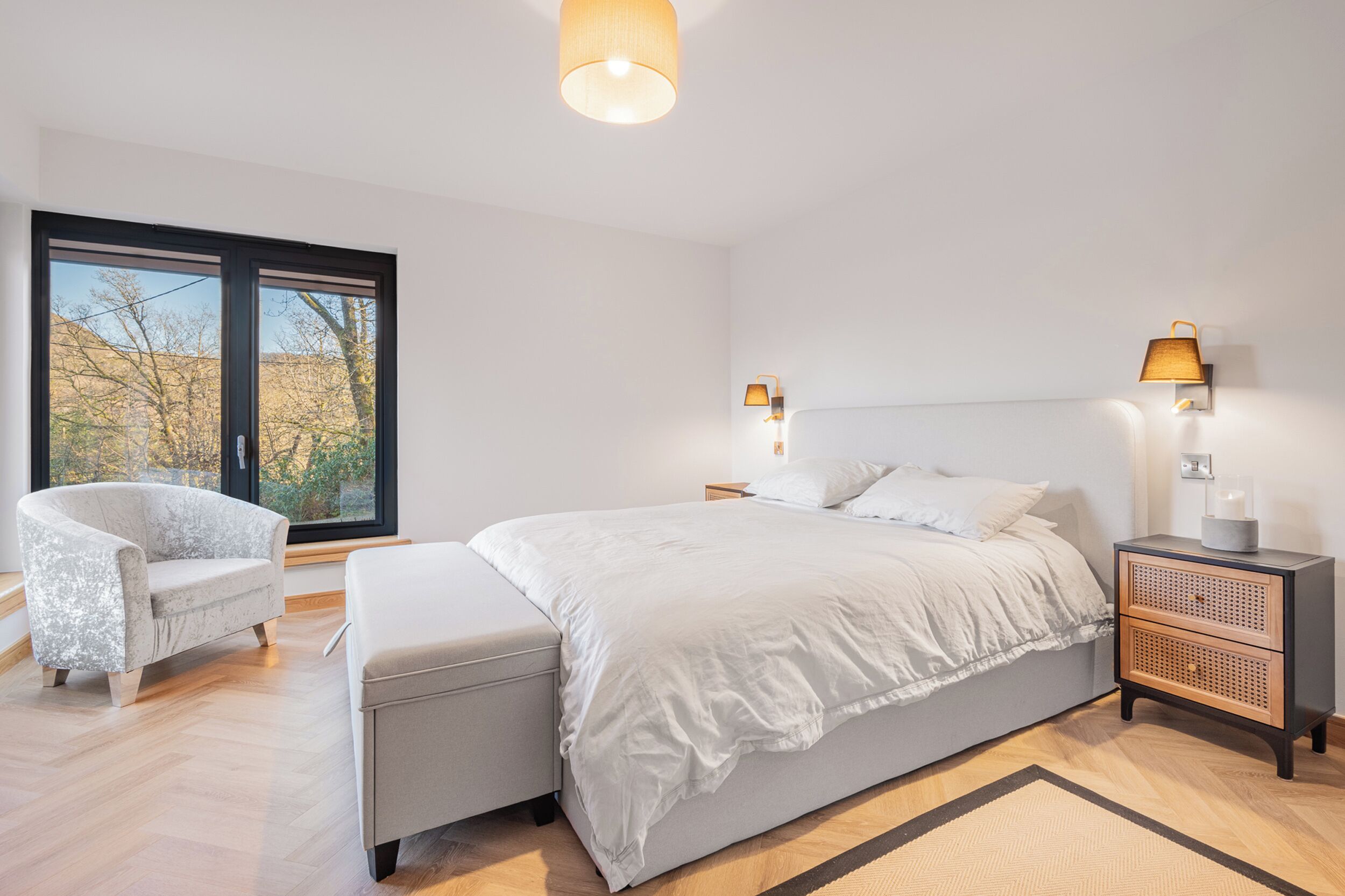 4 室のベッドルーム、客室ごとに異なる装飾、客室ごとに異なるインテリア、WiFi (無料)