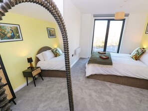 2 bedrooms, individually decorated, individually furnished, free WiFi