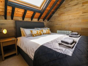 3 bedrooms, individually decorated, individually furnished, free WiFi - The Old Smithy (Lynton)