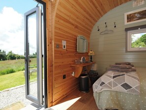 1 غرفة نوم وبديكورات فريدة لكل غرفة وطراز فريد لكل وحدة وواي فاي مجانًا