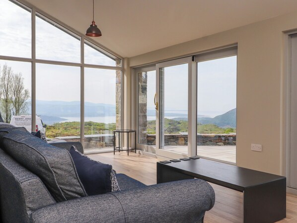 Living area - Beudy Mawr (Garndolbenmaen)