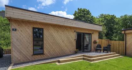 Valley Lodge 4 - North Wales Eco Lodges