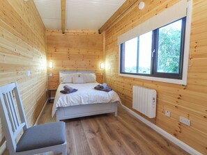 2 bedrooms, individually decorated, individually furnished, free WiFi