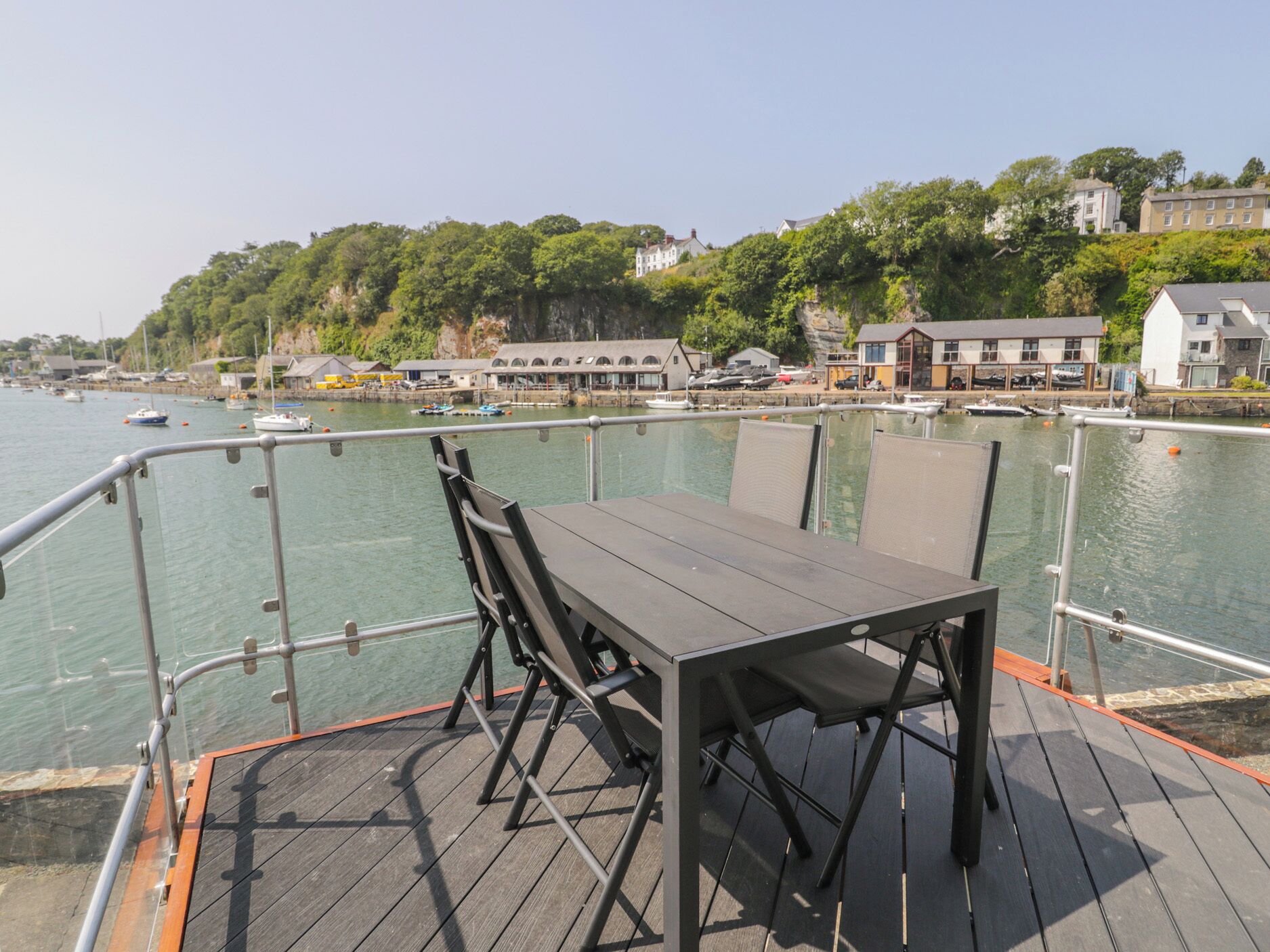 Cottage | Outdoor dining