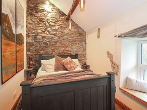 2 habitaciones, decoración personalizada y muebles diferentes