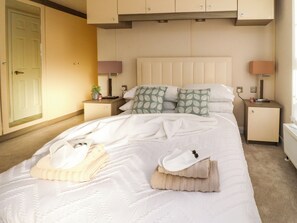 2 camere, con stile personalizzato, con arredamento individuale