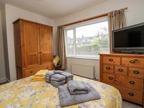 3 bedrooms, individually decorated, individually furnished, free WiFi
