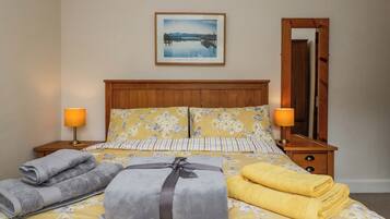 3 bedrooms, individually decorated, individually furnished, free WiFi