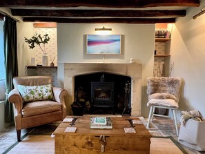 Interior - Meadow View Cottage (Cheltenham)