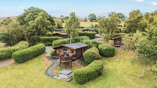 Dam View Shepherds Hut