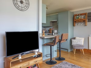 Interior - Pebble Beach Chalet (Seaton)