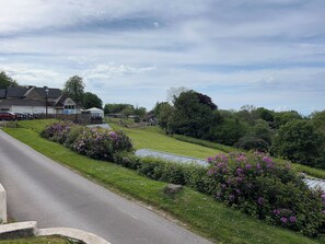Property grounds - 43 Sea Valley (Bideford)