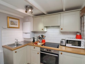 Fridge, dishwasher, cookware/dishes/utensils - Jet Cottage (Whitby)