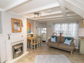 Living area - Jet Cottage (Whitby)