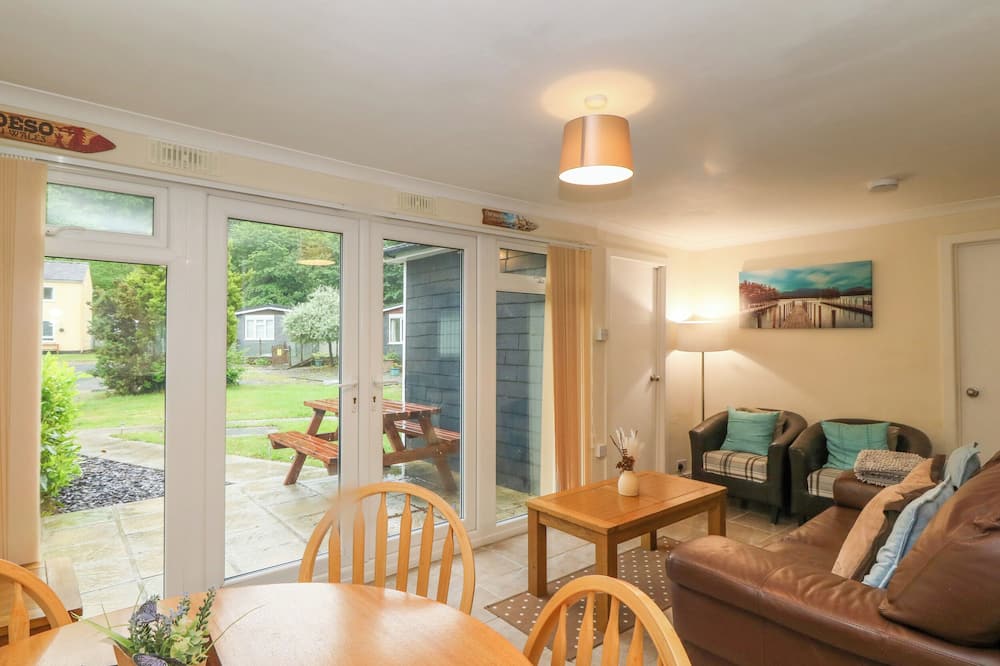 245 Riverside Lodge - Caeathro