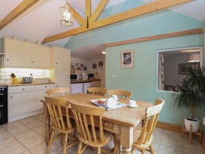 Dining - Flint Cottage (Great Yarmouth)