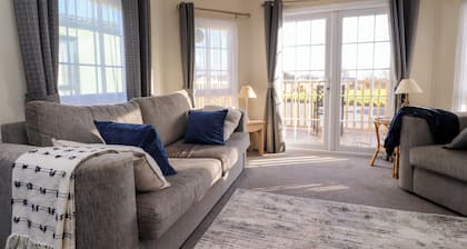 17 Birchwood Close