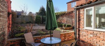 Sixpence Cottage
