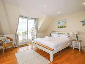 2 bedrooms, individually decorated, individually furnished, free WiFi - Driftwood (Newquay)