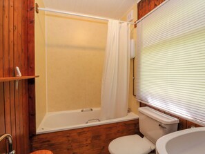 Shower - Lodge 2 - "rowan" (Isle of Arran)