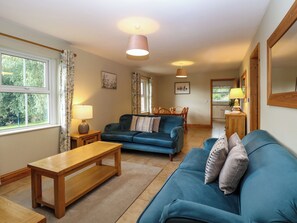 Living area - Dairy Cottage (Great Yarmouth)