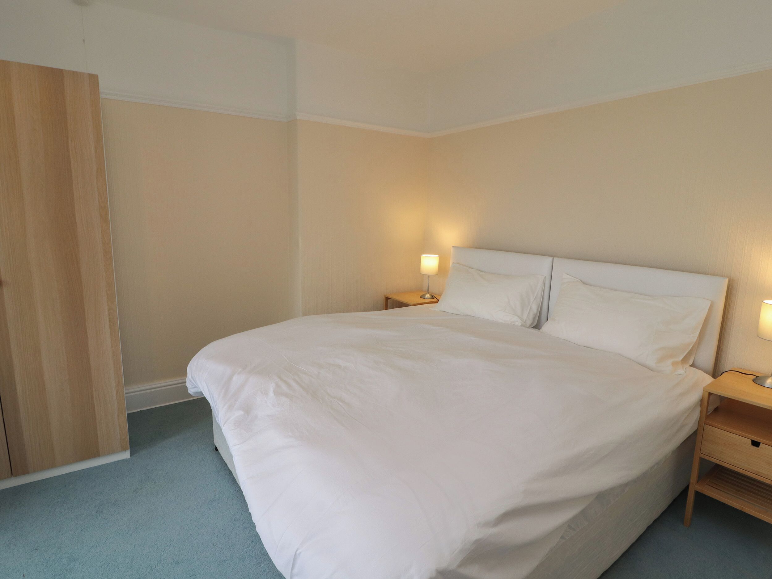 4 bedrooms, individually decorated, individually furnished, free WiFi