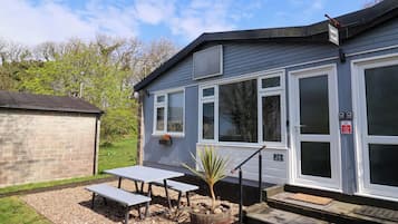Cottage | Outdoor dining