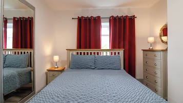 2 bedrooms, individually decorated, individually furnished, free WiFi
