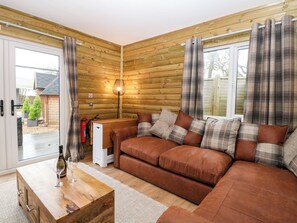 Living area - Robin's Nest Lodge (King's Lynn)