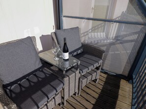 Terrace/patio - Apartment 7 Mansion House (Tenby)