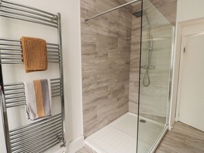 Shower - Fferm Porthdafarch South Farm House (Holyhead)