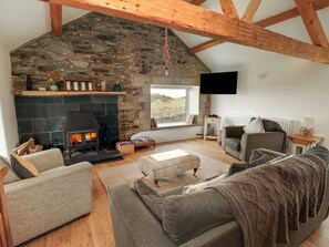 Living area - Fferm Porthdafarch South Farm House (Holyhead)