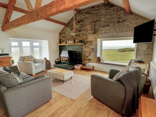 Fferm Porthdafarch South Farm House