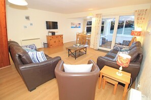 DVD player - River's Edge Penthouse (Porthmadog)