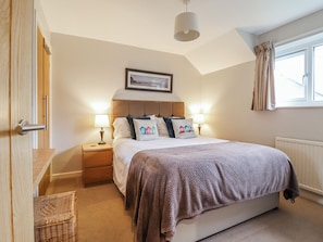 Cottage | 3 bedrooms, individually decorated, individually furnished, free WiFi