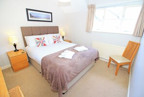 3 habitaciones, decoración personalizada y muebles diferentes 