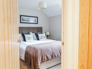Casa de campo | 3 quartos, individualmente decorados, individualmente mobiliados