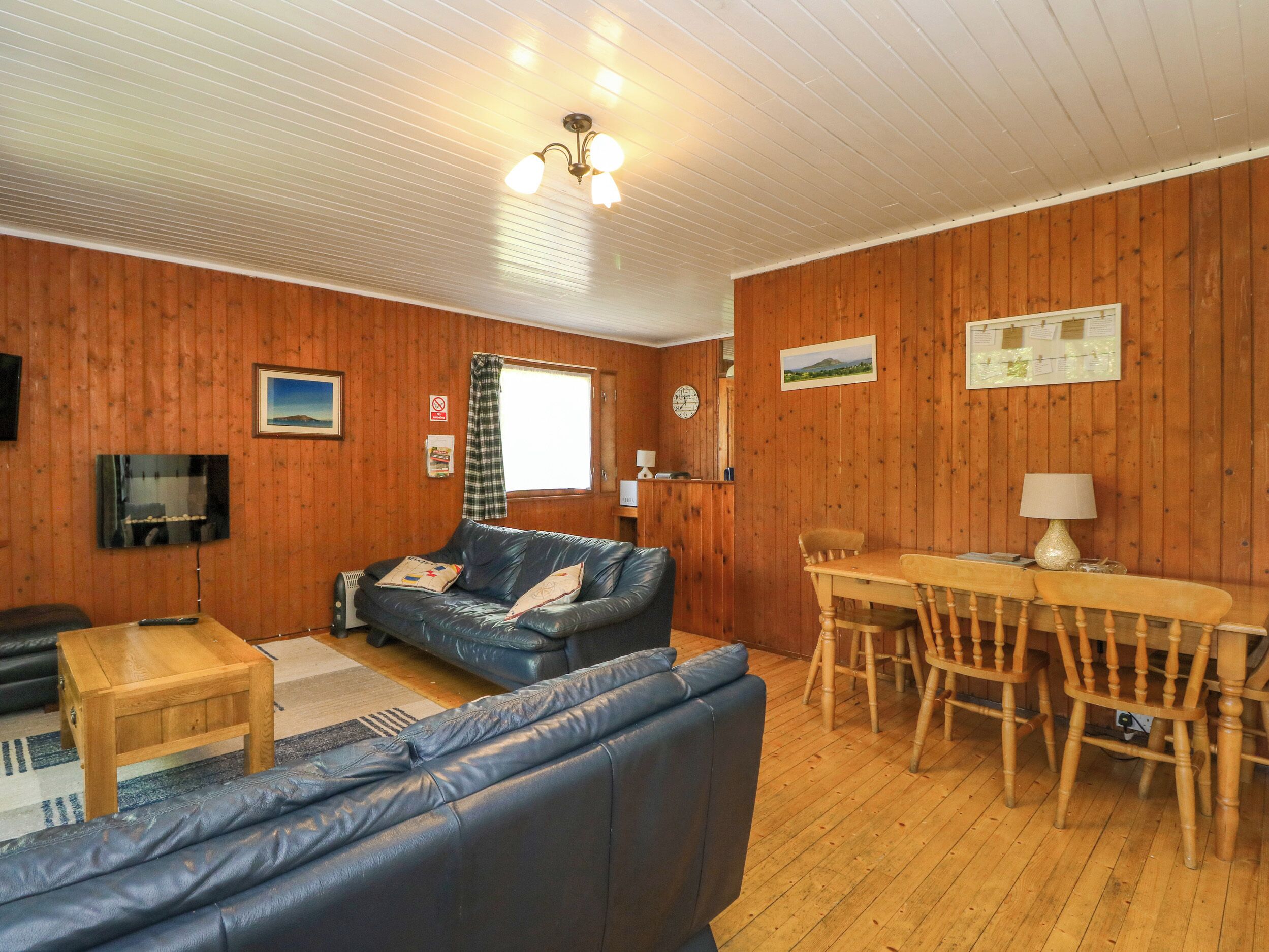 บริเวณนั่งเล่น