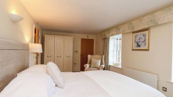 3 bedrooms, individually decorated, individually furnished, free WiFi