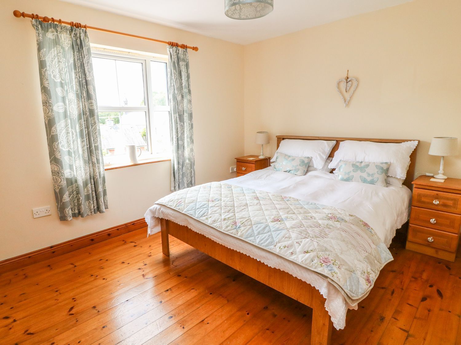 3 間臥室、獨特裝潢、布置獨特、免費無線上網