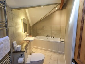 Shower - Squirrel Cottage (Keswick)